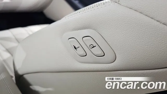 Genesis GV80 2.5T Бензин AWD — Фото автомобиля 28