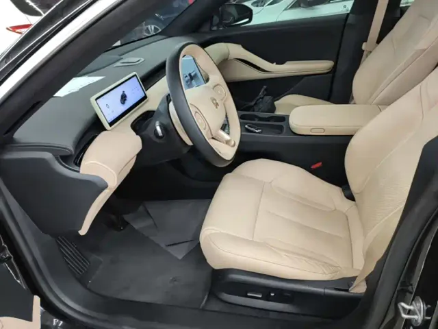 Nio ET5 Touring — Фото автомобиля 14