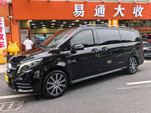 Mercedes-Benz V-Class — Фото автомобиля 4