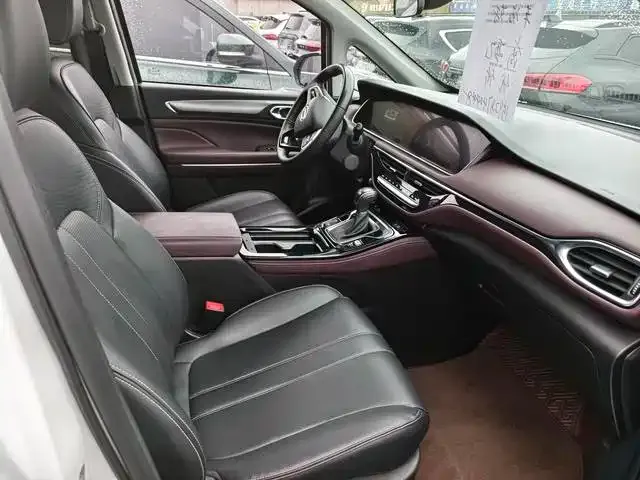 GAC Trumpchi M6 — Фото автомобиля 18