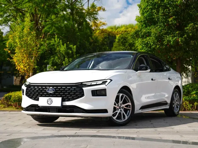 Фотография автомобиля — Ford Mondeo