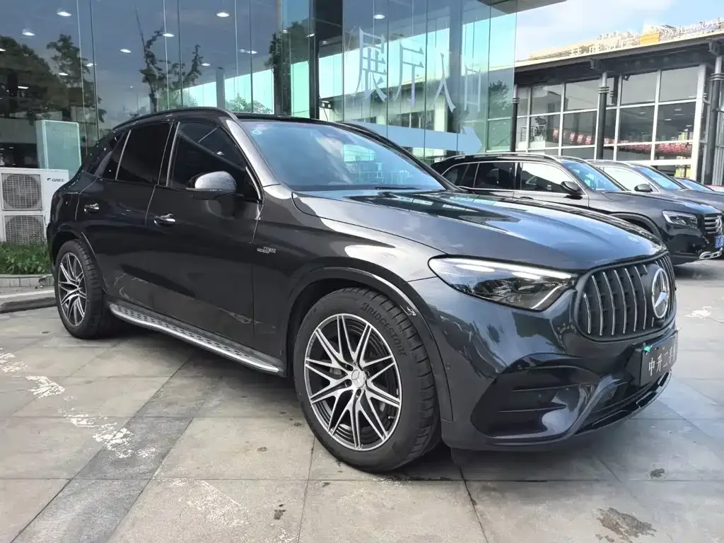 Mercedes-Benz Mercedes-Benz GLC AMG 2025 AMG GLC 43 4MATIC — Фото автомобиля 3