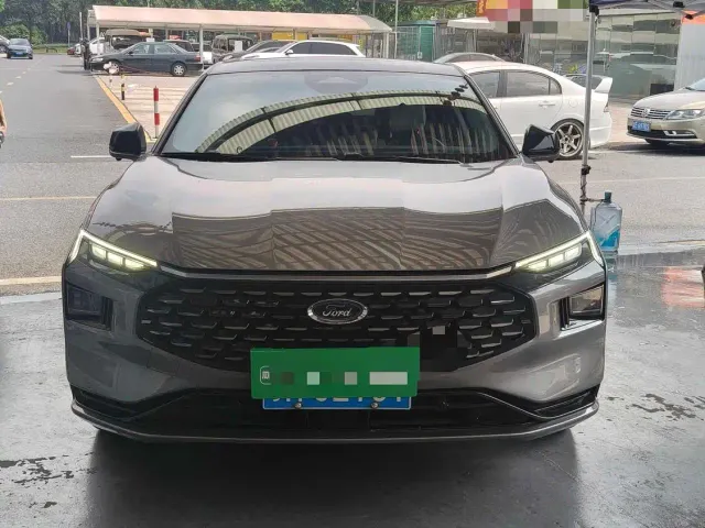 Ford Mondeo — Фото автомобиля 2