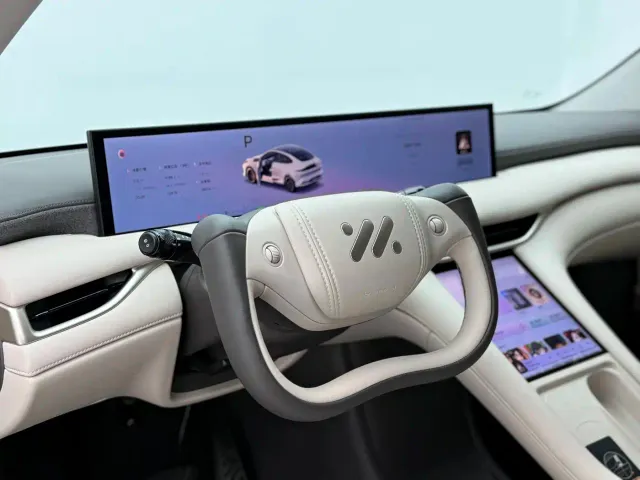 IM Motors LS6 — Фото автомобиля 7