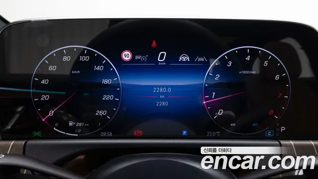 Mercedes-Benz E-Class W214 — Фото автомобиля 8