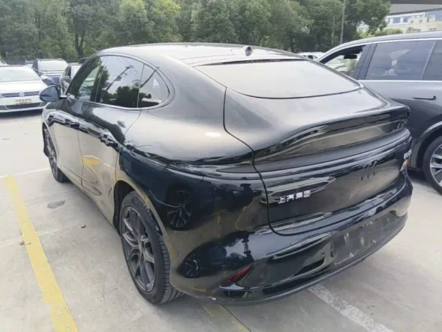 IM Motors LS6 — Фото автомобиля 4