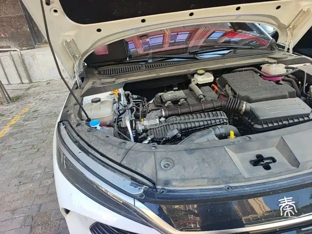 BYD Qin L — Фото автомобиля 21