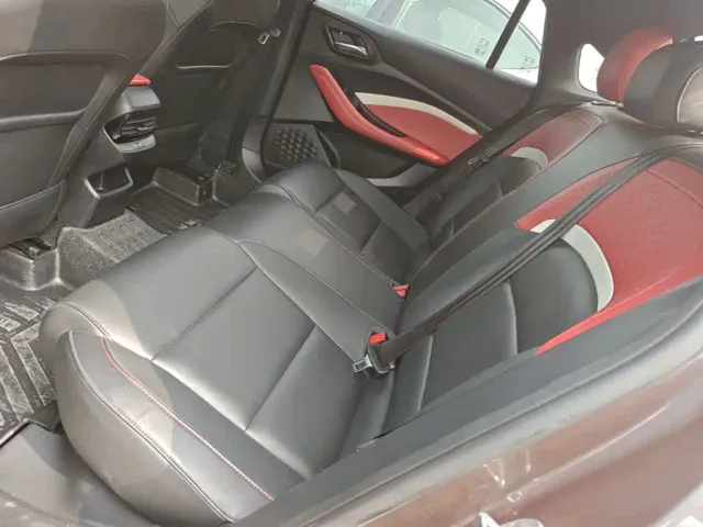 MG MG5 2021 Model 180DVVT Manual Youth Luxury Edition — Фото автомобиля 16