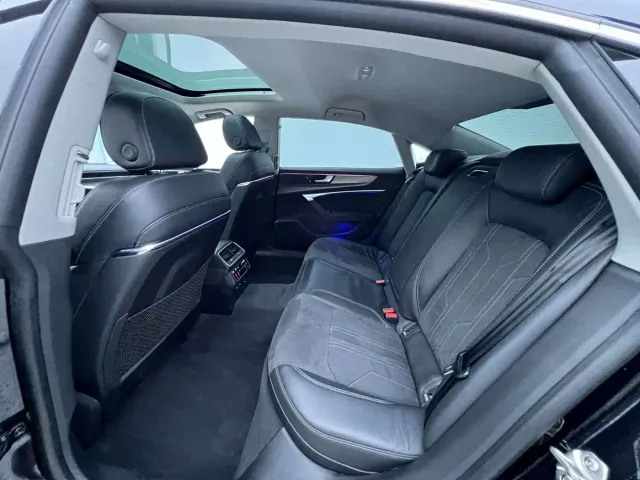Audi A7L — Фото автомобиля 4
