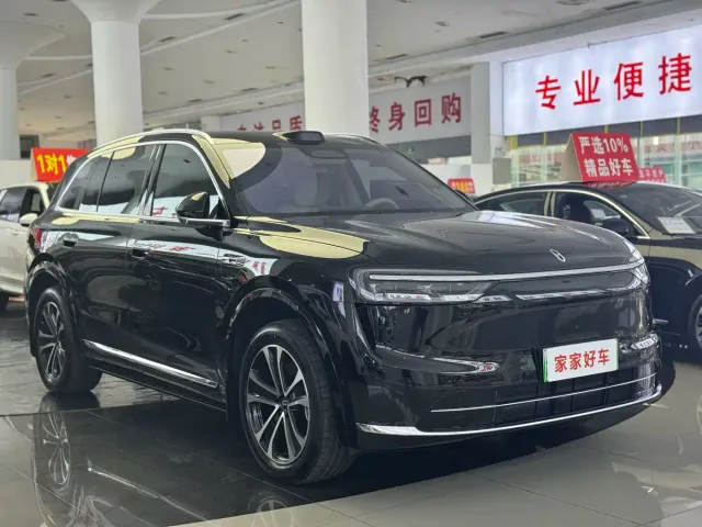 Aito M7 — Фото автомобиля 4
