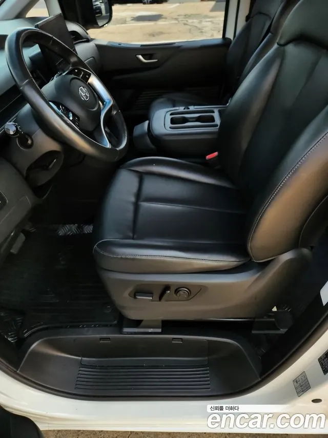Hyundai Staria Staria Tourer 11 мест — Фото автомобиля 14