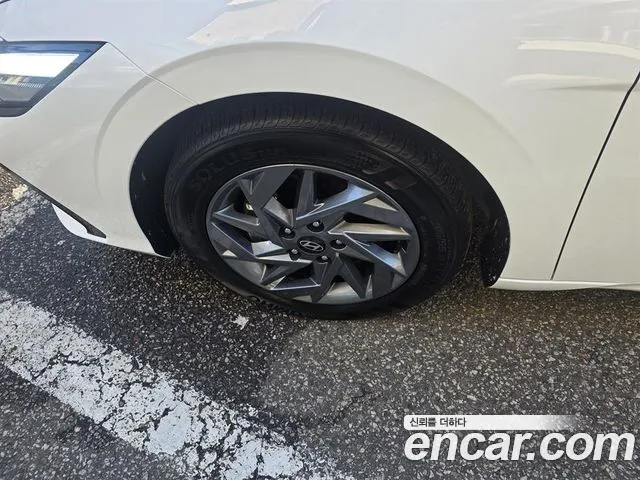 Hyundai Avante CN7 — Фото автомобиля 18