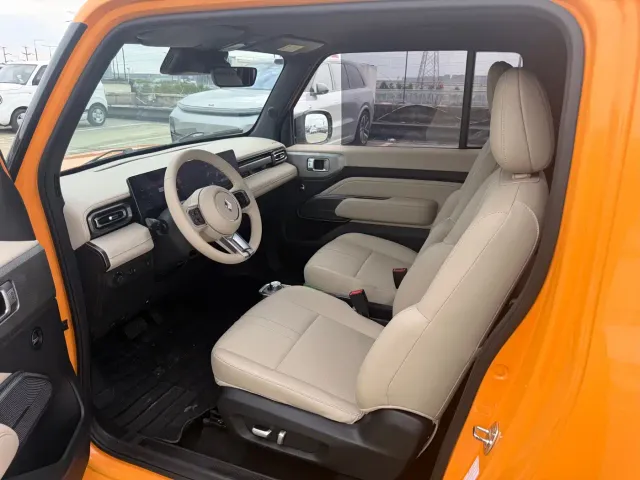 Baojun Yep — Фото автомобиля 8