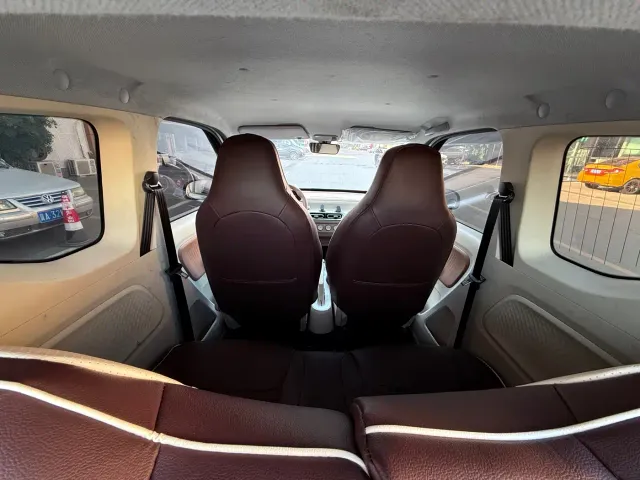 Wuling Hongguang Mini EV — Фото автомобиля 7