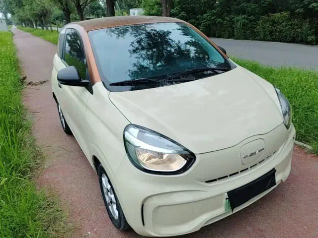 Roewe Clever — Фото автомобиля 3
