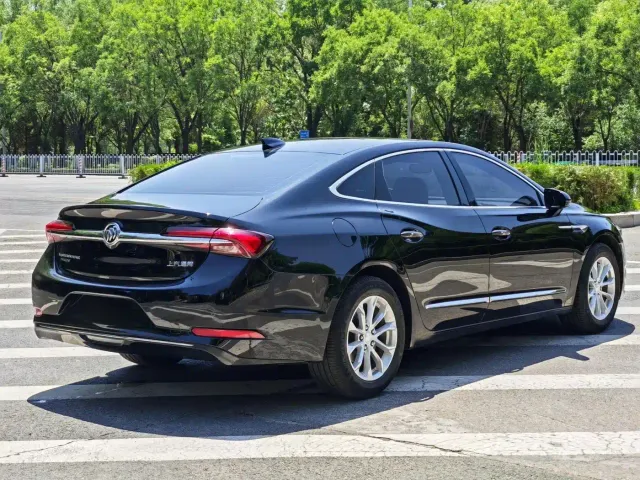 Buick LaCrosse — Фото автомобиля 5