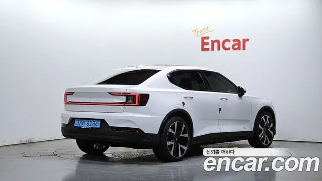 Polestar Polestar 2 — Фото автомобиля 2