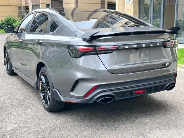 Geely Binrui — Фото автомобиля 9