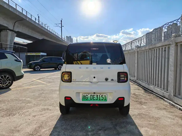 Geely Panda — Фото автомобиля 6