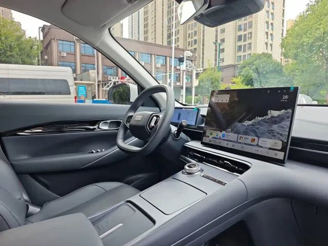 Geely Galaxy E5 — Фото автомобиля 8