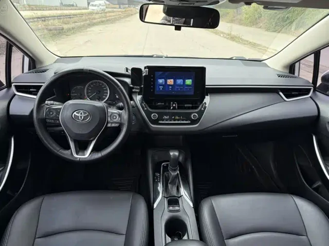 Toyota Corolla — Фото автомобиля 9