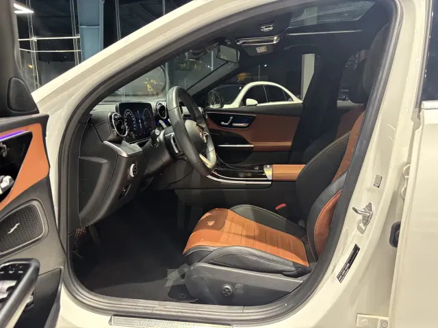 Mercedes-Benz C-Class — Фото автомобиля 4
