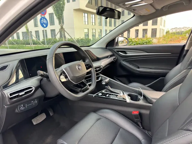 Changan Eado — Фото автомобиля 4