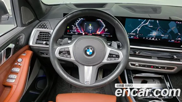 BMW X7 — Фото автомобиля 13
