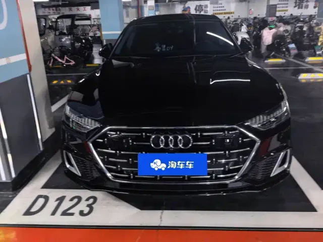 Audi A7L — Фото автомобиля 2