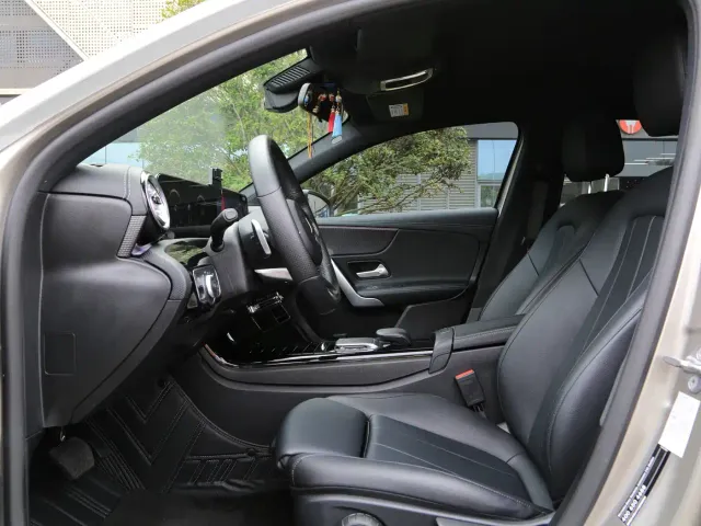 Mercedes-Benz A-Class — Фото автомобиля 14