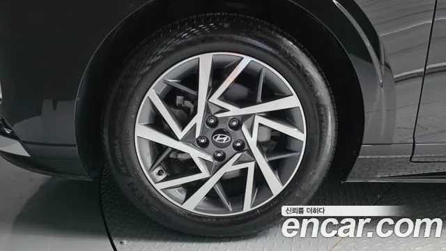 Hyundai Grandeur GN7 — Фото автомобиля 5