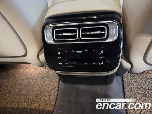 Mercedes-Benz S-Class S-класс W223 — Фото автомобиля 12
