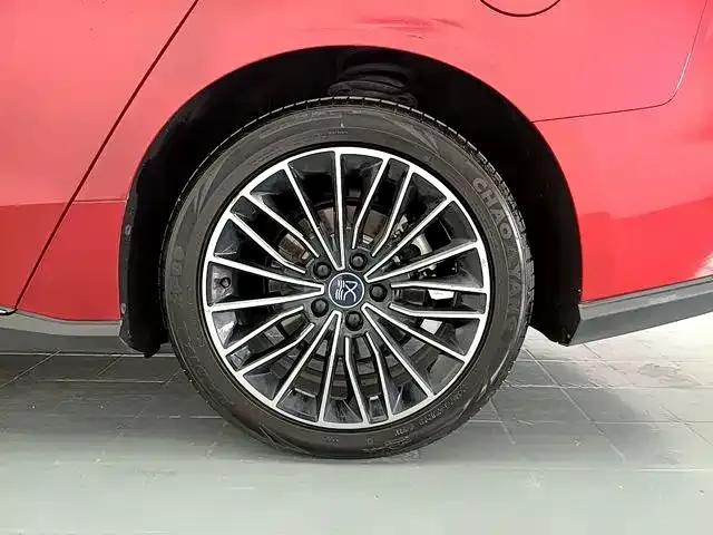 BYD Han — Фото автомобиля 16