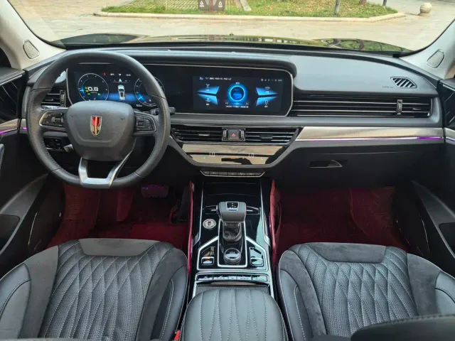 Hongqi HS5 — Фото автомобиля 11