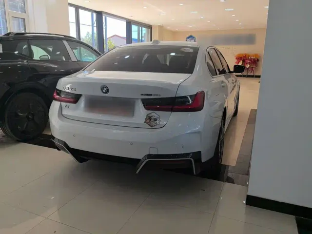 BMW i3 — Фото автомобиля 4