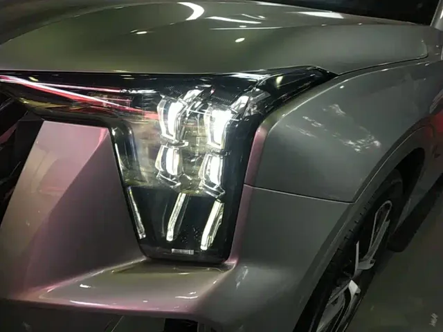 GAC Trumpchi GS8 — Фото автомобиля 23