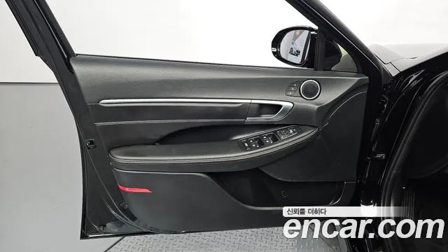 Hyundai Sonata — Фото автомобиля 13
