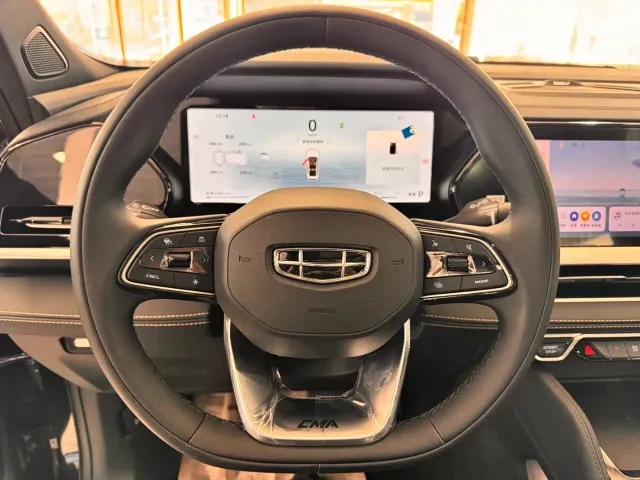 Geely Xingyue L — Фото автомобиля 11