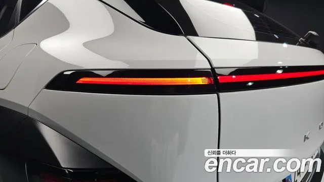 Hyundai Kona — Фото автомобиля 8