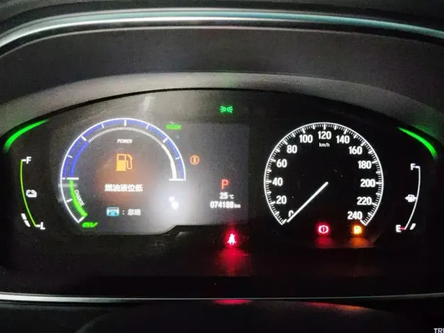 Honda Odyssey — Фото автомобиля 14