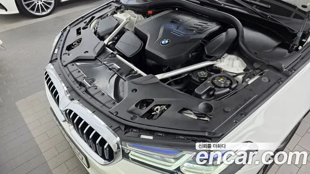 BMW 5 Series G30 — Фото автомобиля 6