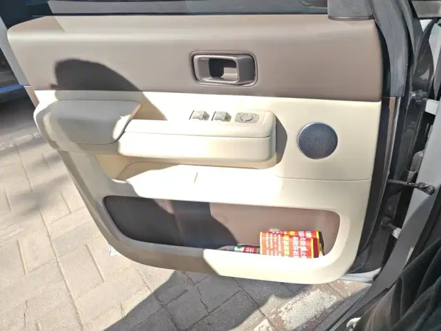 Li Auto MEGA — Фото автомобиля 7