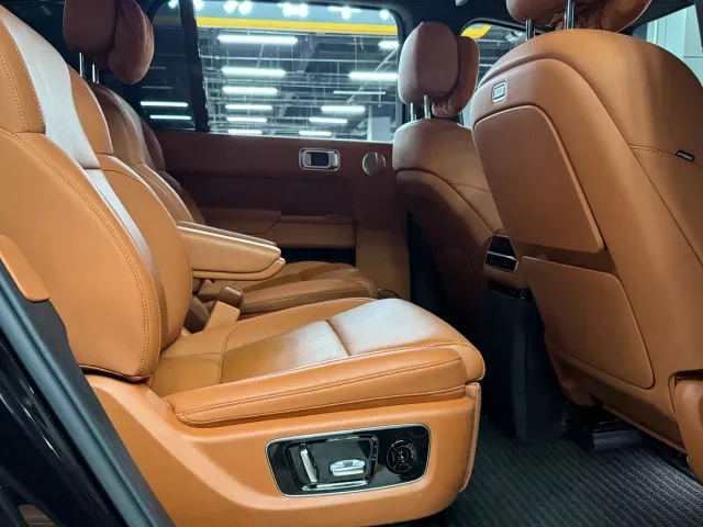 Li Auto L9 — Фото автомобиля 18