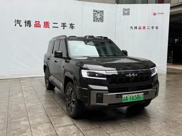 BYD FangChengBao Leopard 8 — Фото автомобиля 3