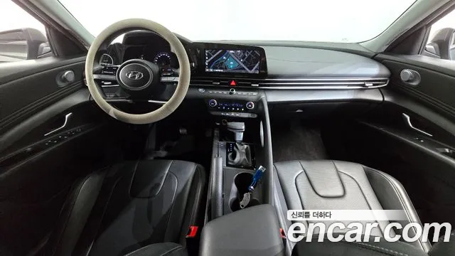 Hyundai Avante CN7 — Фото автомобиля 10