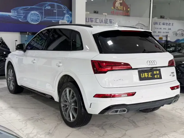 Audi Q5L — Фото автомобиля 9