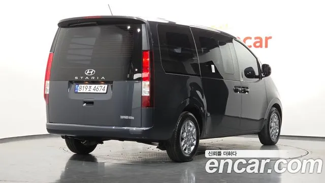 Hyundai Staria — Фото автомобиля 2