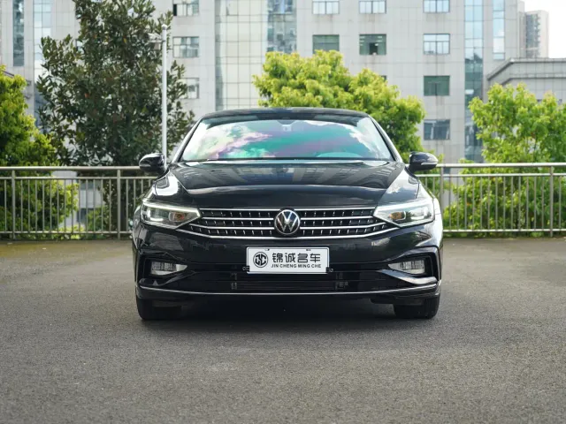 Volkswagen Magotan — Фото автомобиля 2