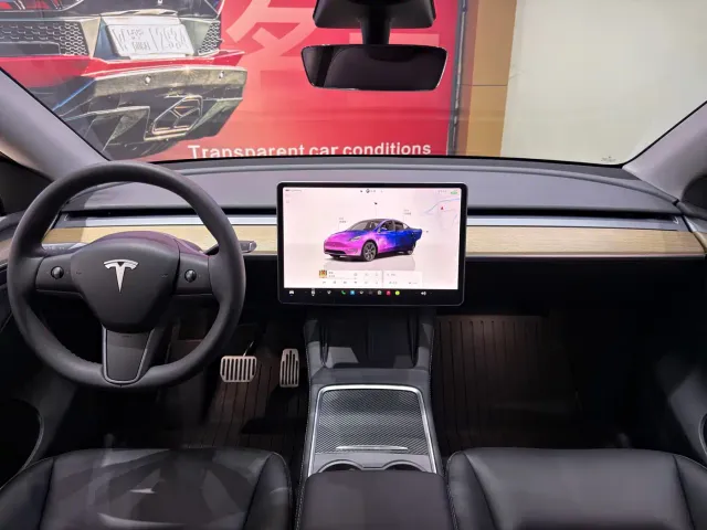 Tesla Model Y — Фото автомобиля 7