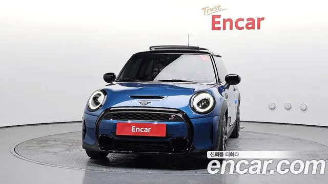 Mini Cooper — Фото автомобиля 3
